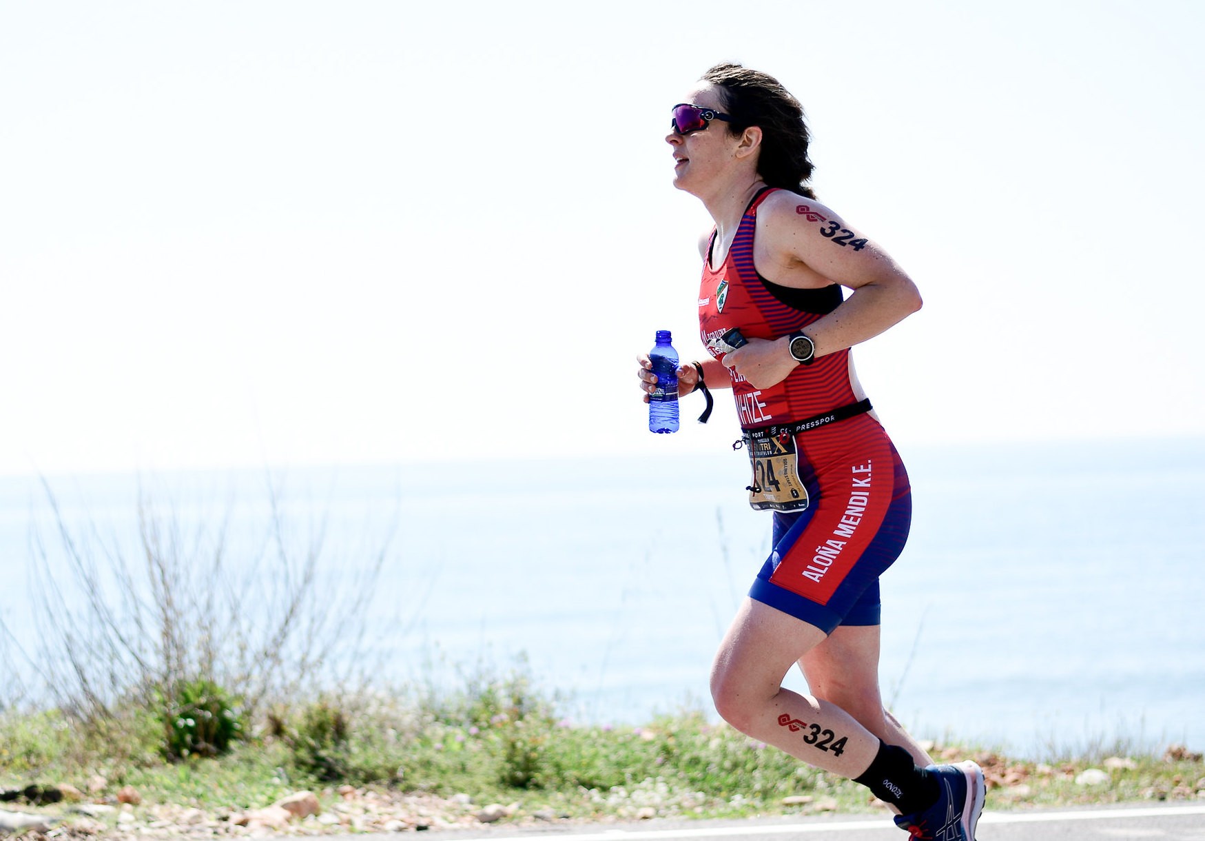 Ainhize Barrainkua bosgarren, Peñiscolako Ironman erdian