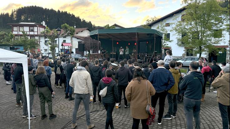 Garagartza "bizirik" dagoela "ozen" esateko badator, bigarrenez, Bizi Gara Gartza
