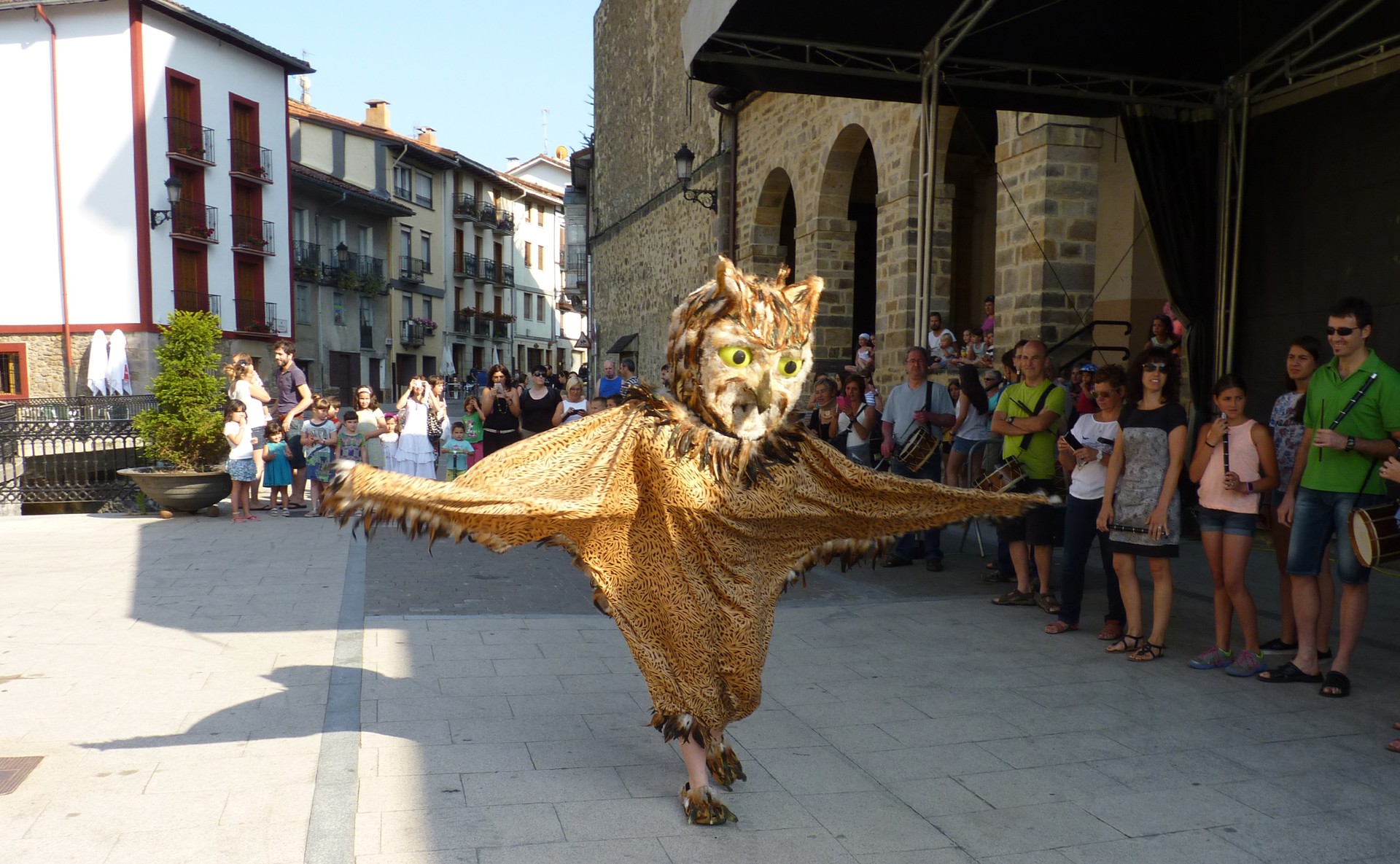 Buruhandi berria dute Antzuolan: Hontza