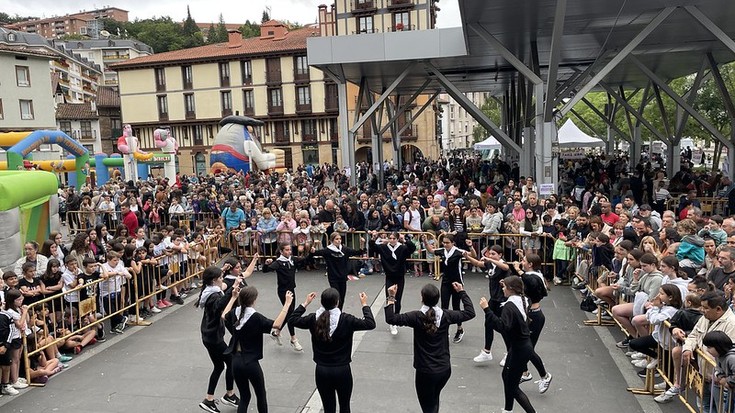 Arizmendi Ikastolaren jaia egubakoitzean egingo dute