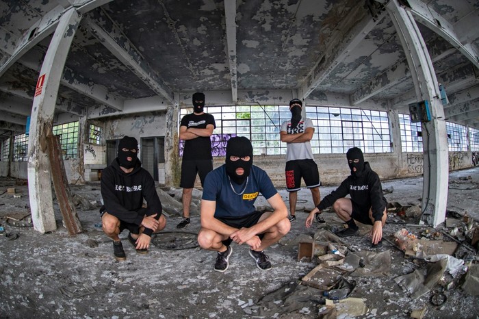 Lee-Kore eta Horzdun taldeen kontzertuak gaurko Egubakoitzak Berreskuratzen-en