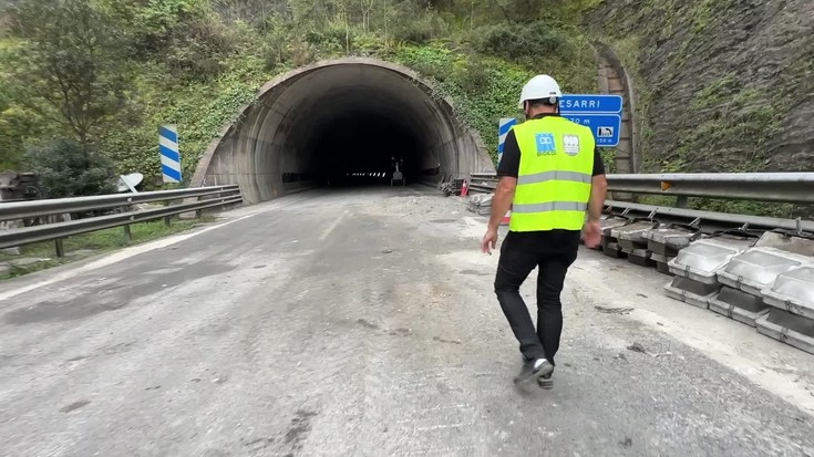 Lesarriko tunelaren birgaitze integralerako obrak barru-barrutik