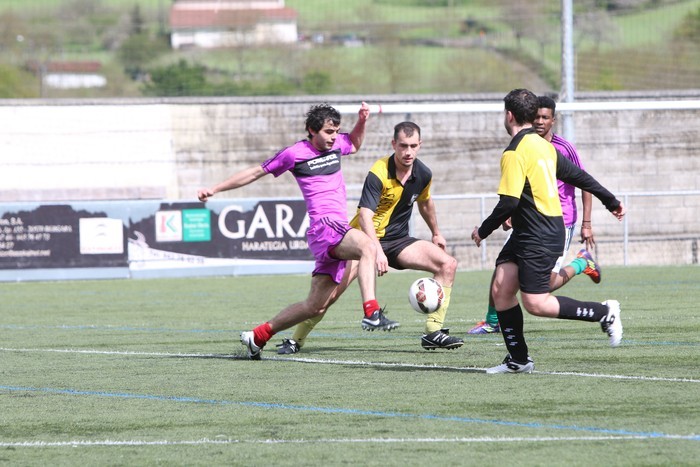 Martxan da Herriko Futbol Txapelketa