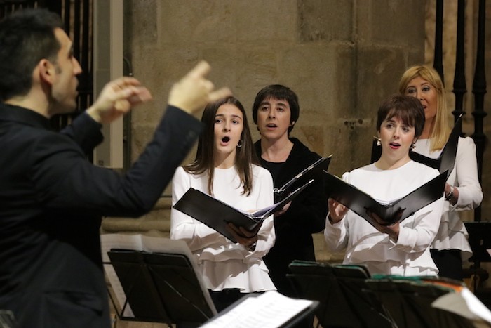 'Angelus' kontzertu sinfoniko korala eskainiko du Hots abesbatzak, domekan