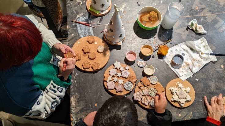 Buztingintzan murgildu dira, familian