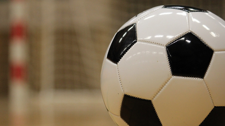 Aniztasuna Mugarik Gabe areto futbol taldea sortu dute Aretxabaletan