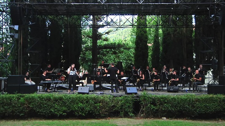 Arrasate Musikaleko Big Band taldeak 20.urteurrena ospatu du