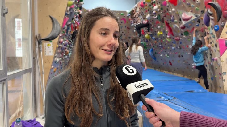 Emakume eskalatzaileak, koskaz koska saretzen