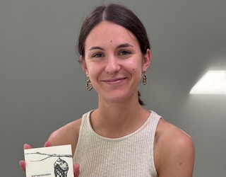 "Sentimenduen bilakaerari" buruzko poemak, estreinako liburuxkan batuta