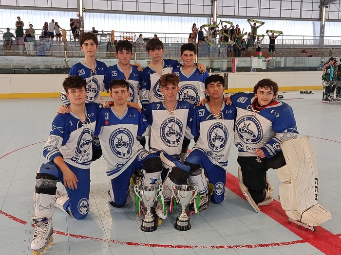 Lau titulu eskuratuta, Burdinola Hockey Kluba lehiakor aritu da aurten ere