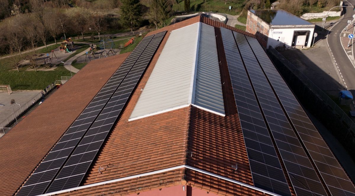 Energia berriztagarrien komunitateak: teoriatik praktikara