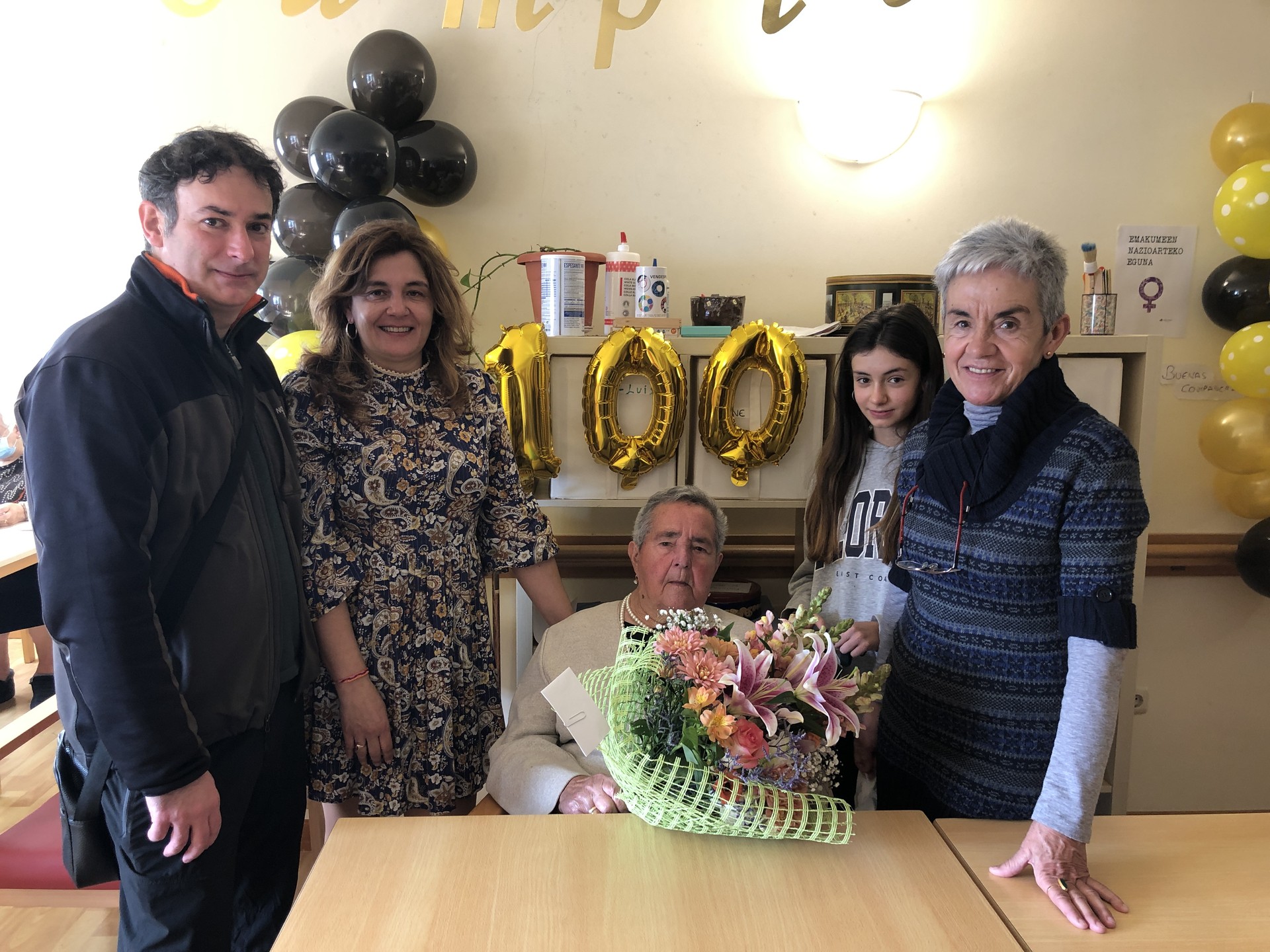 Luisa Trapagak, 100 urte