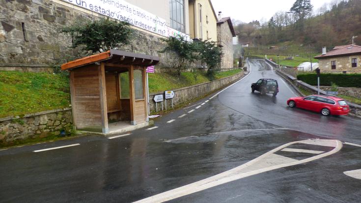 Beheko autobus geltokia lekuz aldatu gura du Udal Gobernuak