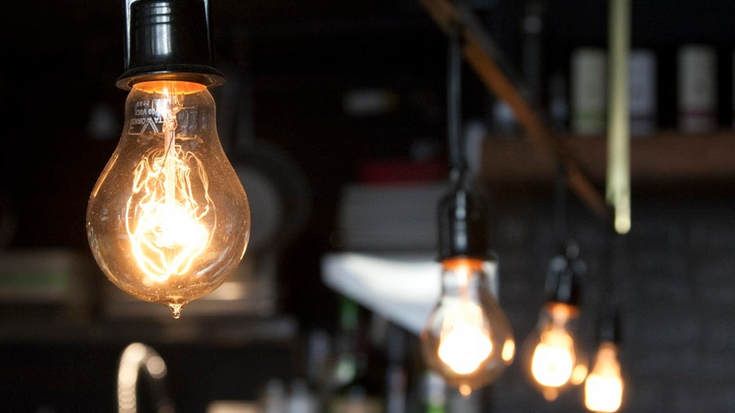 Energia bulegoa ostiral goizetan irekiko dute aurrerantzean