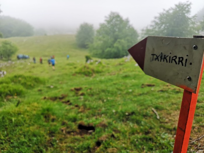 Txikirri-txikirri mendi martxa