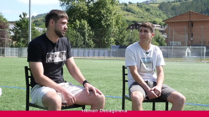 'Hemen Debagoiena': Oier Ugalde eta Ibai Leizeaga futbolari bergararrak eta aste bukaerako agenda