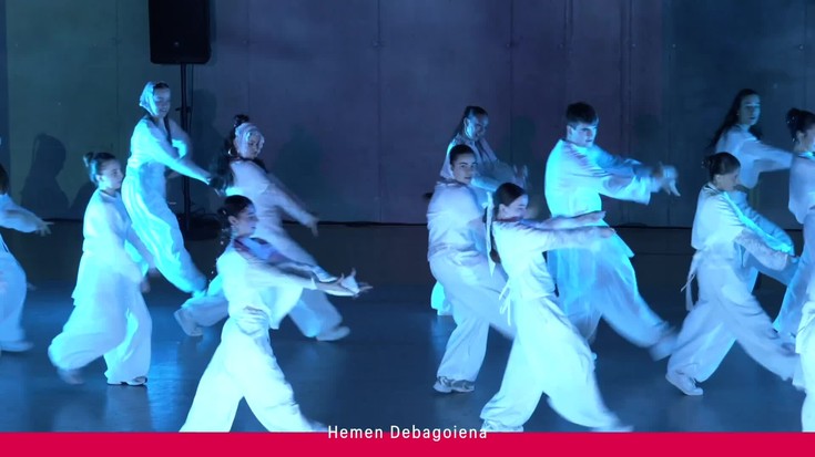 'Hemen Debagoiena': Bergararrak, bigarren, Fun Dantz lehiaketan, kimuen kategorian