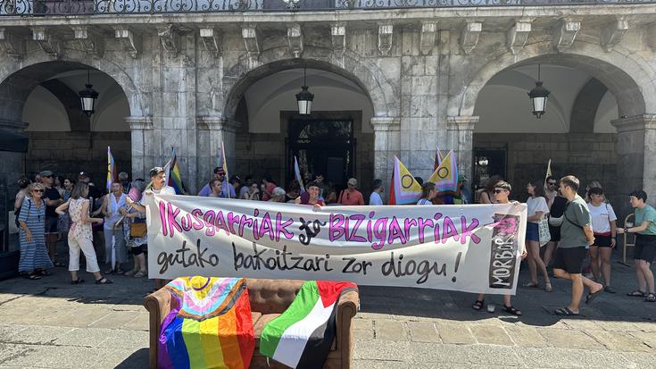 "Denentzako bizigarriak" izango diren herriak aldarrikatu dituzte Arrasaten