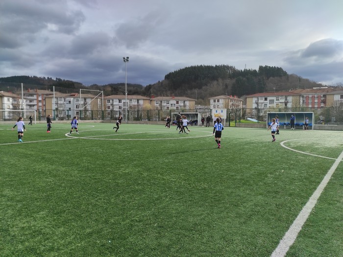 Bagatoz bueltan Jolashezi eta futbol topaketekin!