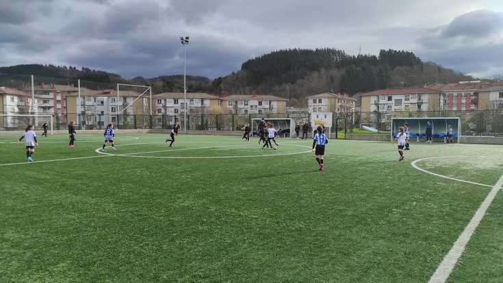 Bagatoz bueltan Jolashezi eta futbol topaketekin!