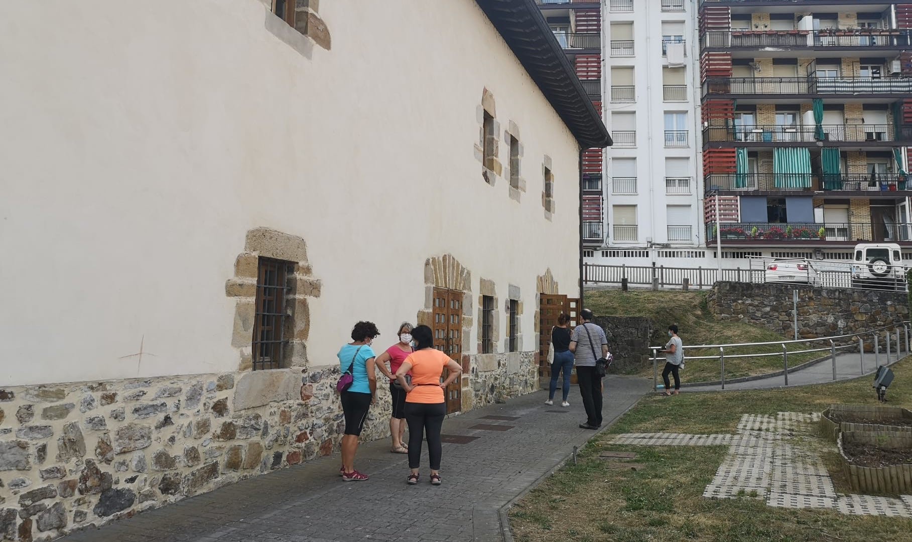 1.000 bonu urdin jarriko dituzte salgai azaroaren 2an