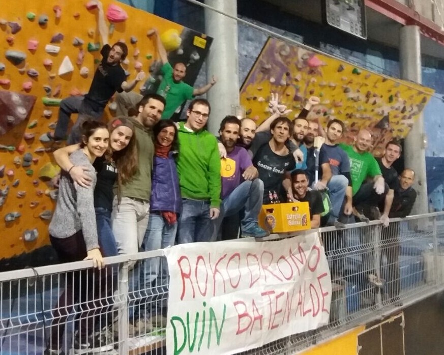 Jai giroak eta rokodromoa konpontzeko eskaerak bat egin dute boulder txapelketa herrikoian