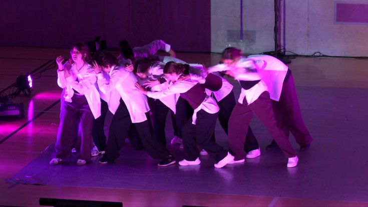 Dantza urbanoa lantzen duten 21 talderen ikuskizunarekin gozatu dute Aretxabaletan