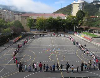 Garun Paralisiaren Egunarekin bat egingo dute Luis Ezeizan