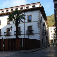 'Gotico y Renacimiento en San Pedro de Ariznoa' hitzaldia