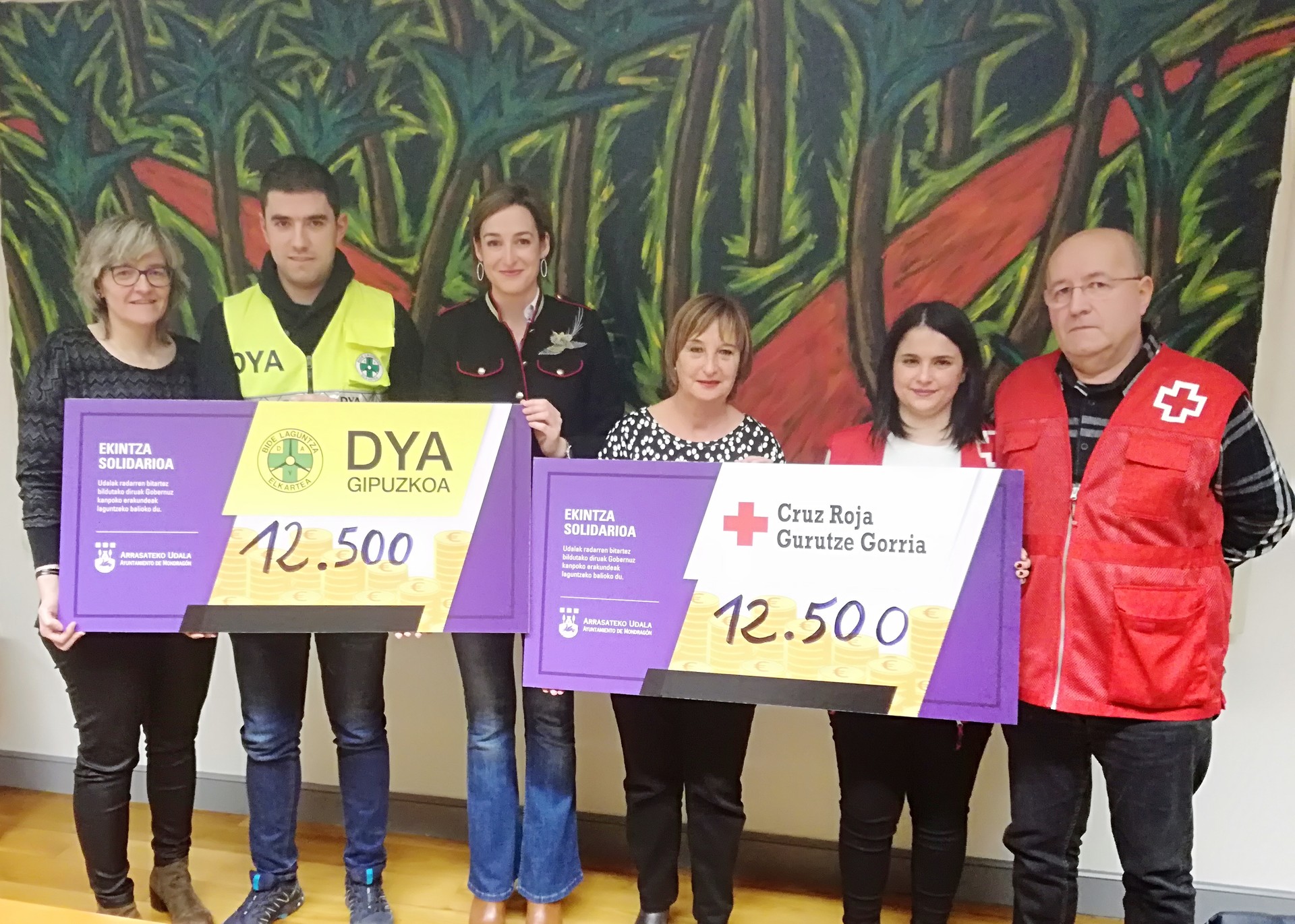 12.500 euroko bi txeke, radarreko isunetatik