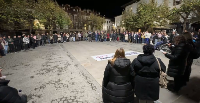 Elkarretaratze isila, indarkeria matxista jasan dutenei entzuteko