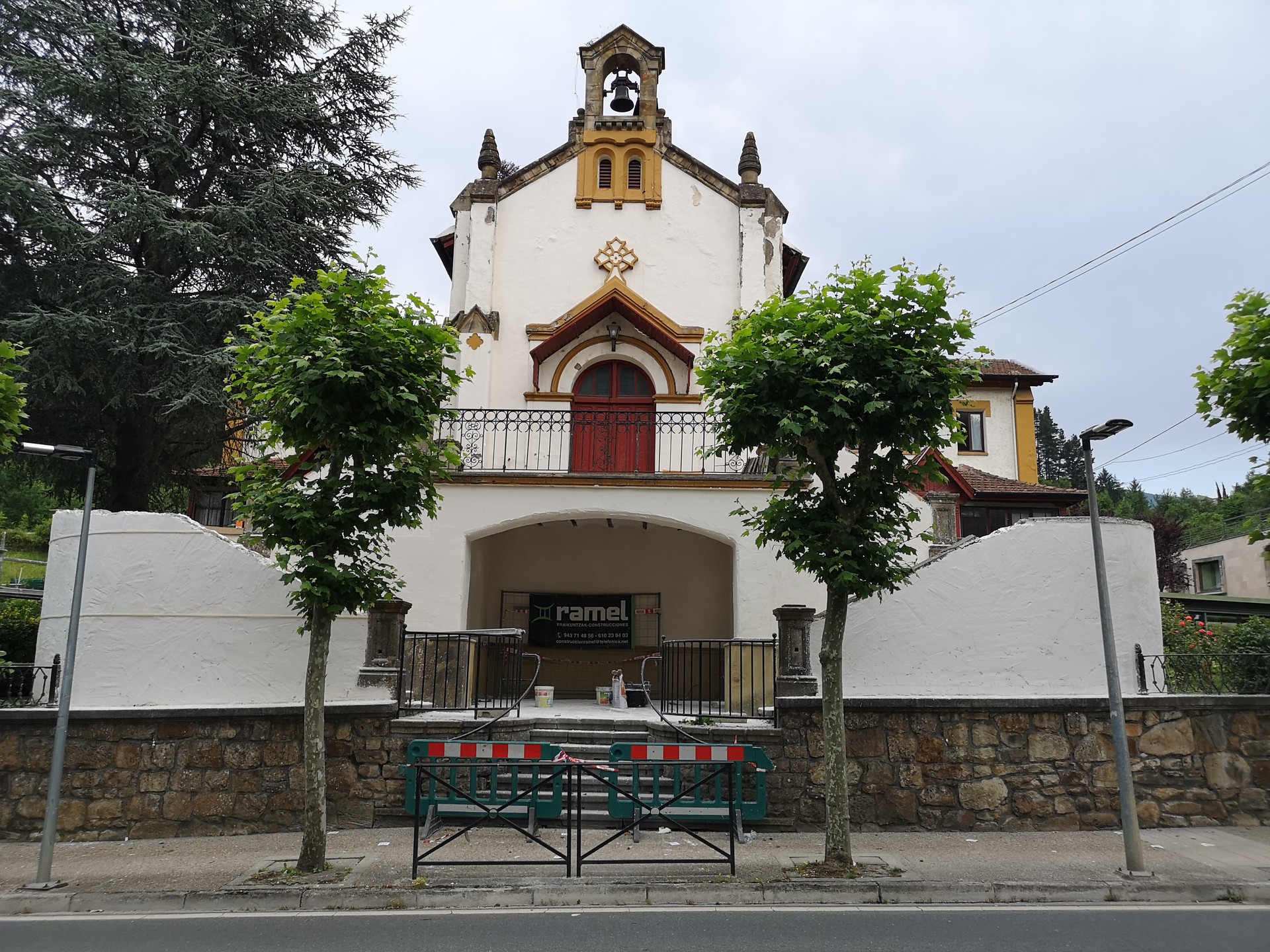 Gizarte Langilea behar da Eskoriatzan