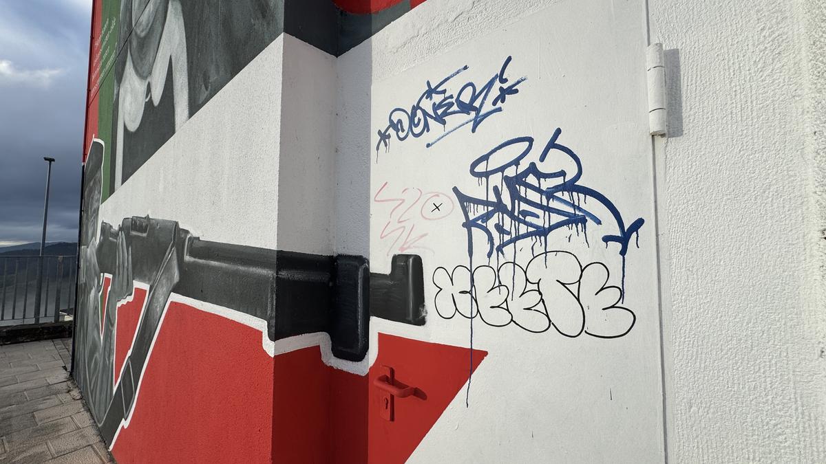 Grafitiak erresistenteen horma-irudian