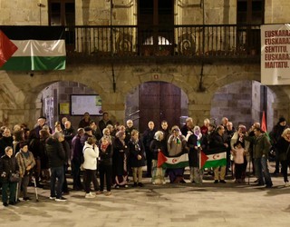 Mohamed Lamineren heriotza salatu dute Antzuolan