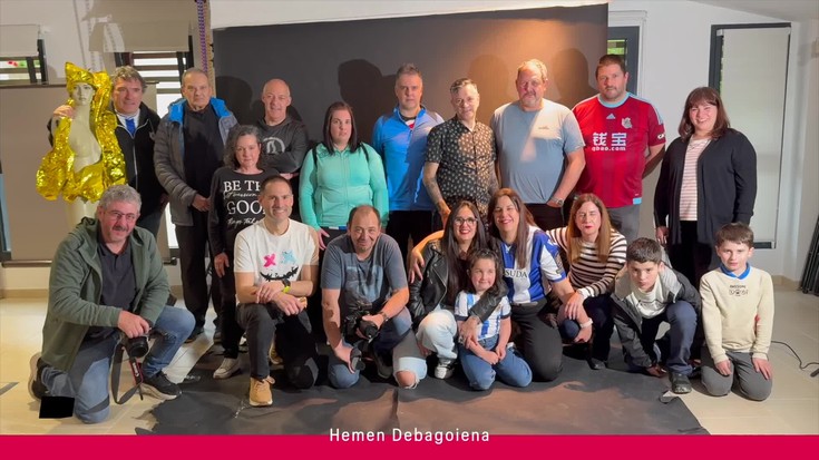 'Hemen Debagoiena': Arrasateko Artgazki taldearen ate irekiak eta asteko albiste nagusien errepasoa