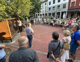 Antzuolako narrugintzari aitortza egiten dion erakustokia bistaratu du Narruolak