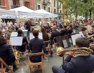 Milagroko bandaren musikak hartu du Durana kalea beste urte batez