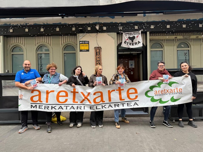 Palestinari babesa emango diote Aretxabaletako hainbat merkatarik eta ostalarik