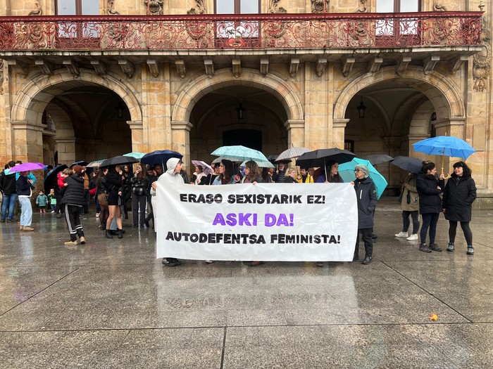 Debagoienean ere Haron izandako erailketa matxista salatu dute