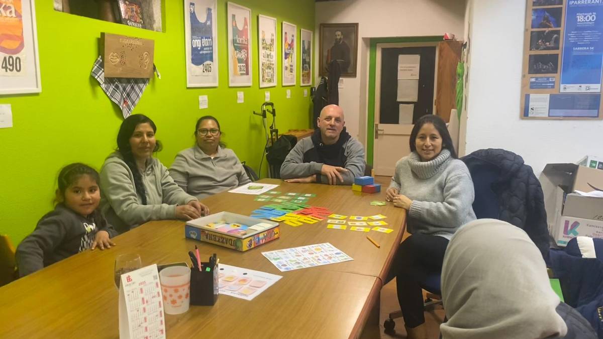 Auzoko eta Barriketan taldeak zabalik daude kide berrientzat