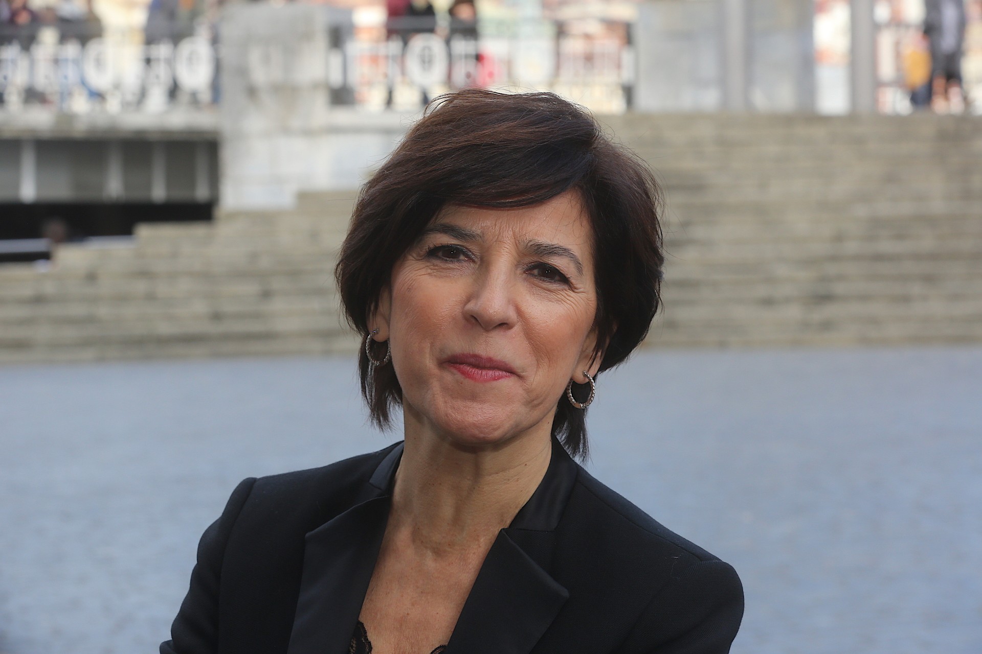 Izaskun Bilbaok uste du Espainian oroimenari buruz egiten den politika eskandalua izango litzatekeela Batasuneko edozein beste estatutan