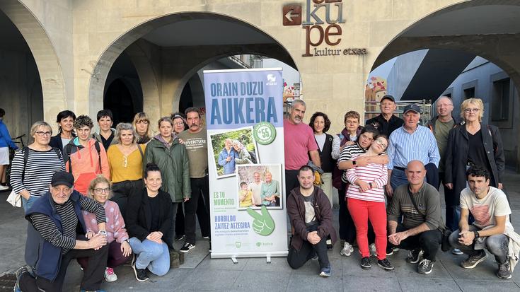 Boluntariotza egiteko dei egin du Atzegik