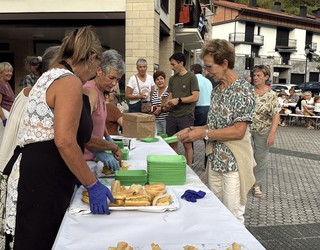 Elkartasun Jaiarekin hasi du ikasturtea Anelkarrek