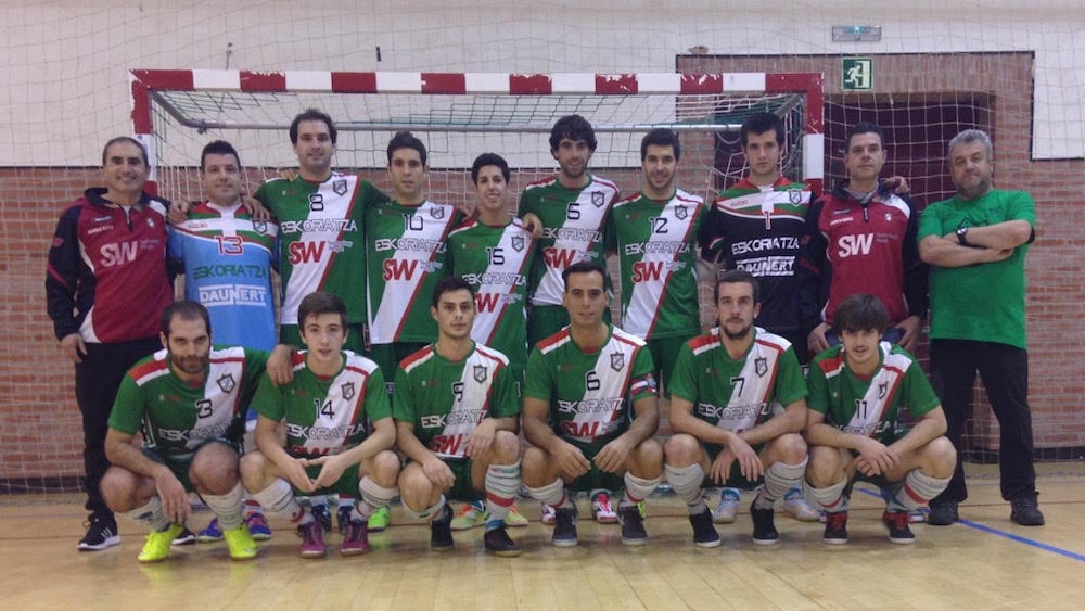 Eskoriatzako areto futbol taldea garaipen beharrean dago
