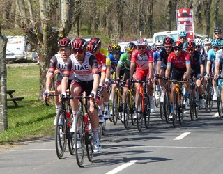 Goi mailako 22 talde izango dira Bergaran amaituko den Itzuliko irteera puntuan