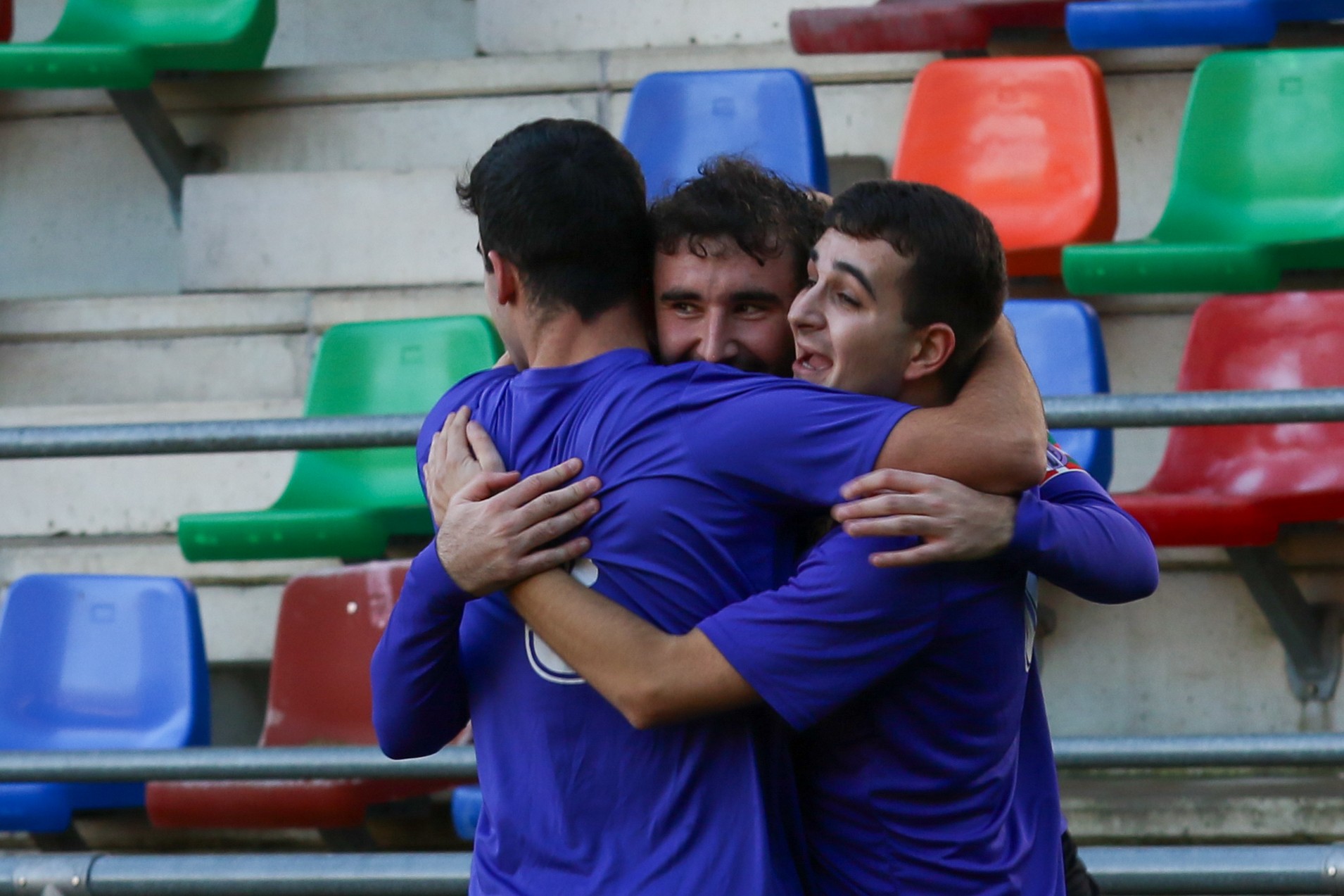 Gol festa Mojategin; Mondrak 5-0 irabazi dio Ikasberriri