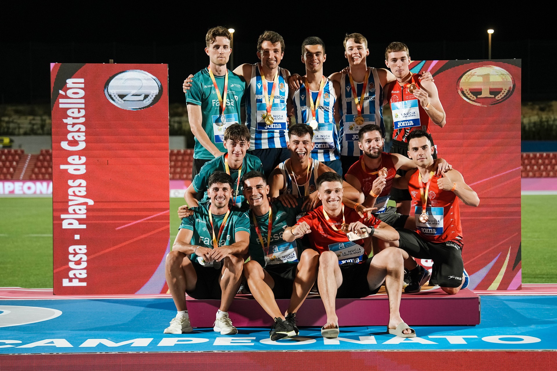 Andoni Calbanok urrea 4x100 errelebotako lasterketan