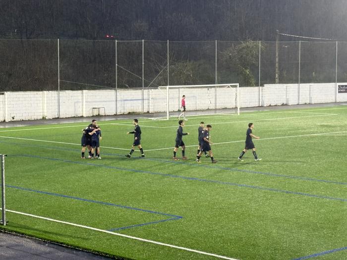 Garaipen borobila lortu du Bergarak Beti Gazte taldearen aurka (4-0)