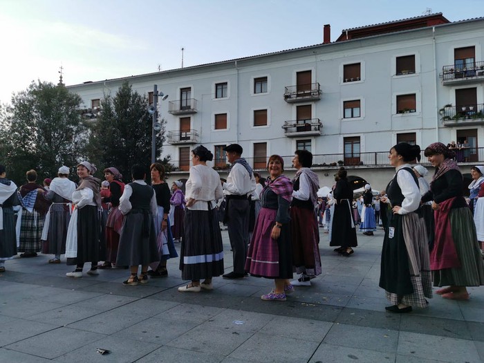 Beinke-Loramendi dantza entsegua
