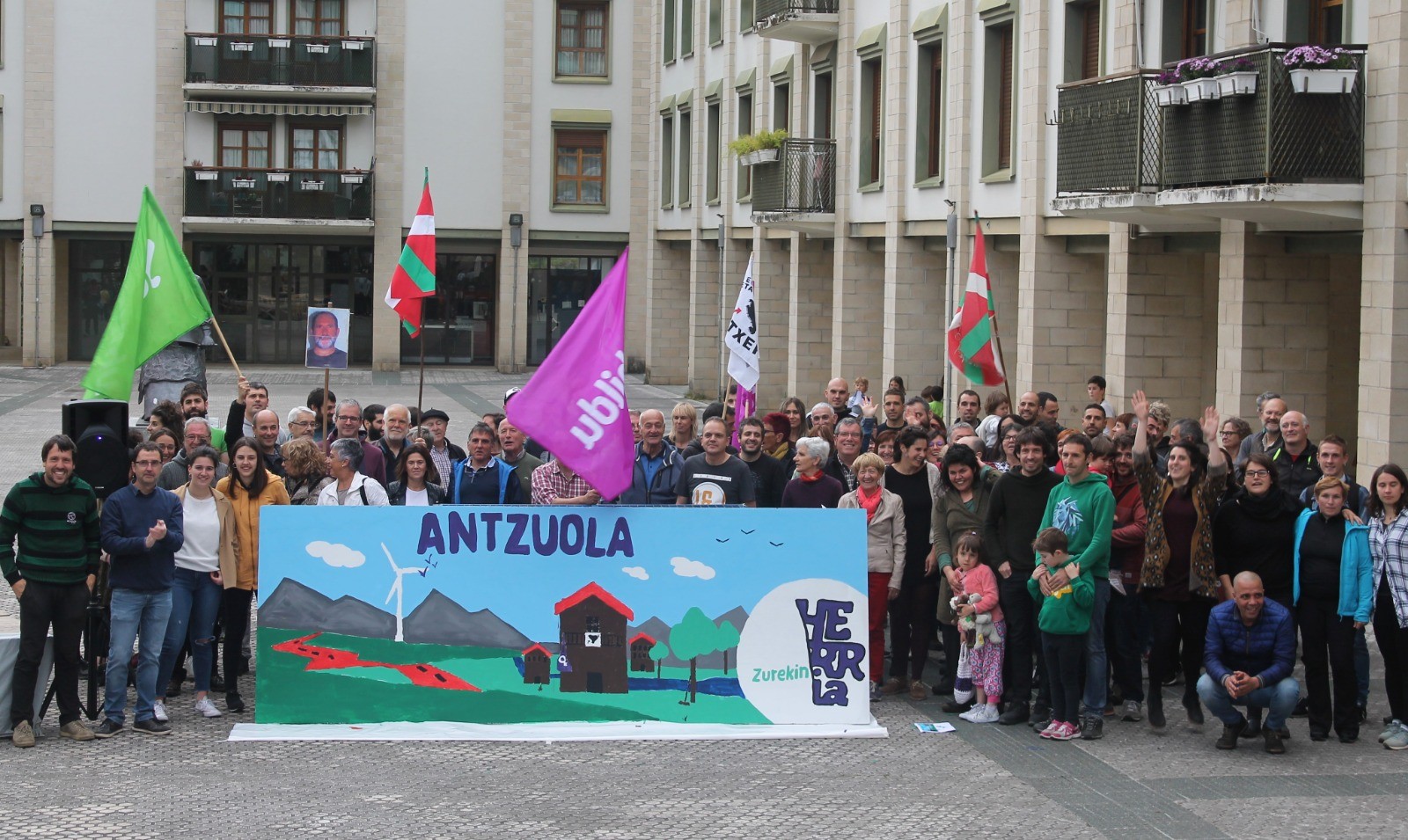 Beñardo Kortabarria: "Kontrakoa dioten arren gauza asko egin ditugu"
